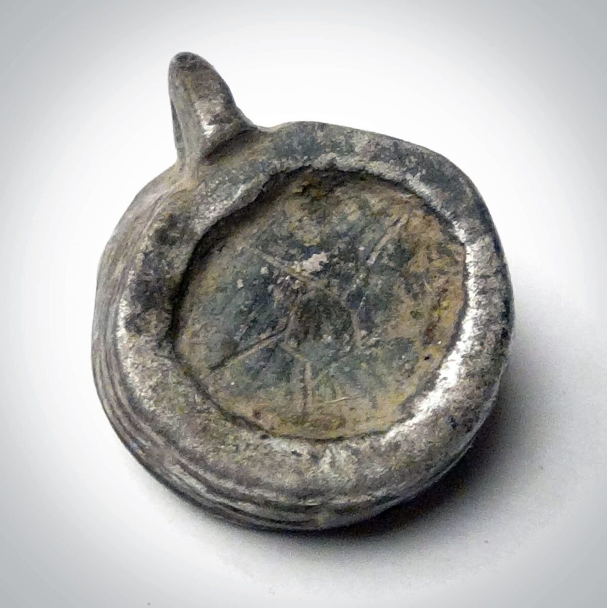 Kubbestol amulett - Bilde 9