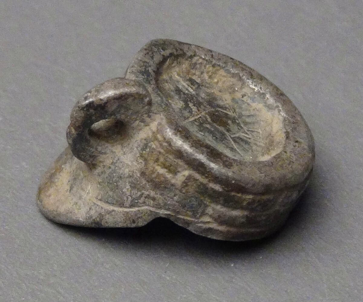 Kubbestol amulett - Bilde 11